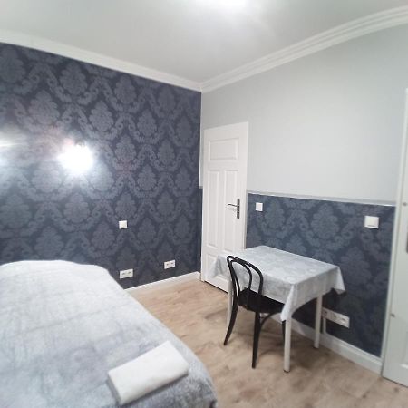Studio Jutrzenka Z Lazienka By Apartamenty Na Dni فروتسواف المظهر الخارجي الصورة