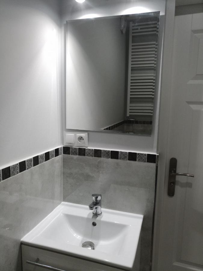 Studio Jutrzenka Z Lazienka By Apartamenty Na Dni فروتسواف المظهر الخارجي الصورة